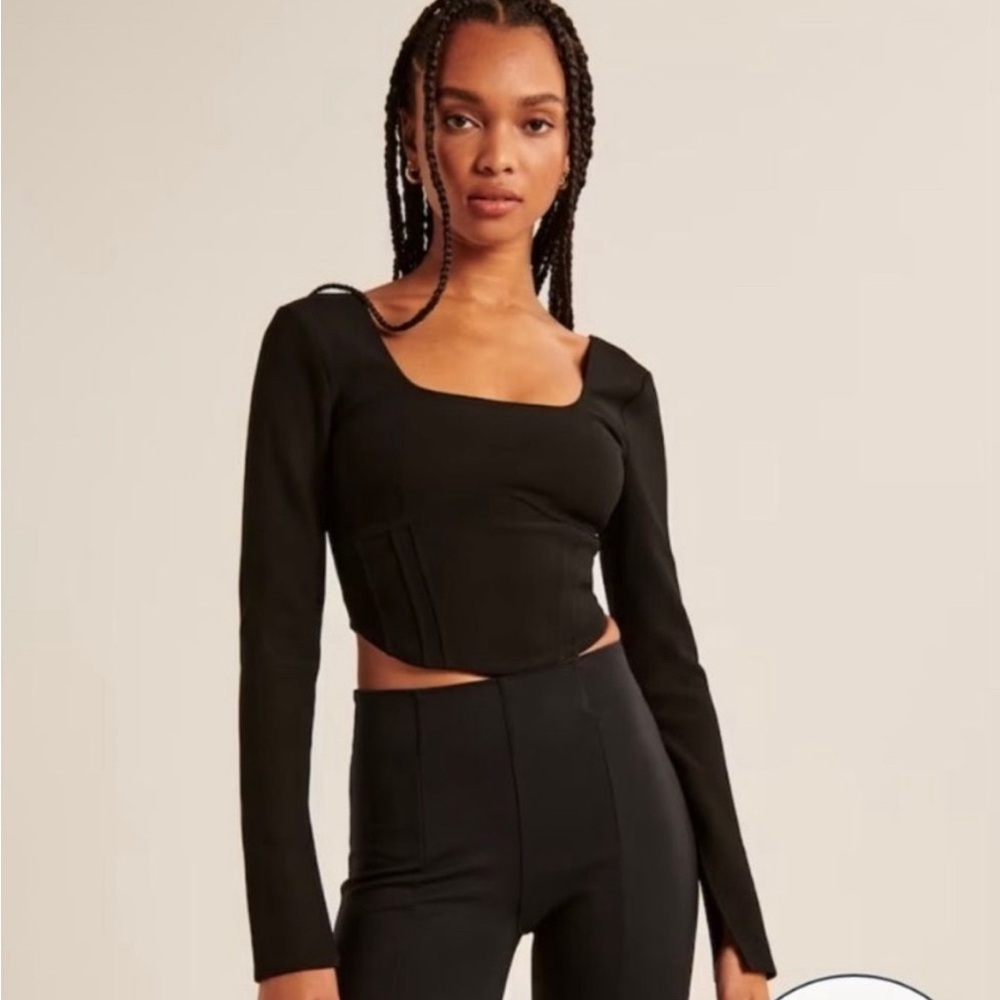 Abercrombie and fitch Black long-Sleeve Corset Scoopneck Top XS